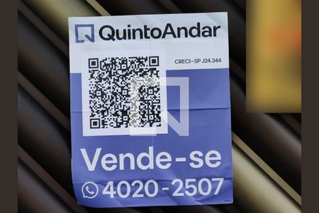 Casa para alugar com 325m², 3 quartos e 2 vagas Casa para alugar com 325m², 3 quartos e 2 vagasPlaquinha instalada no portão do imóvel - Área Externa