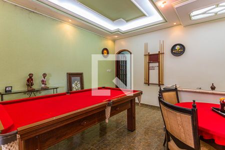 Casa para alugar com 325m², 3 quartos e 2 vagas Casa para alugar com 325m², 3 quartos e 2 vagasSala de Jogos