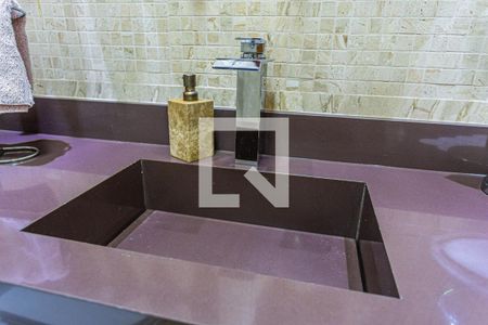 Casa para alugar com 325m², 3 quartos e 2 vagas Casa para alugar com 325m², 3 quartos e 2 vagasDetalhe Lavabo
