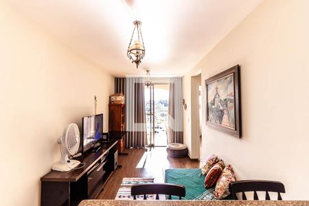 Sala de apartamento para alugar com 2 quartos, 50m² em Planalto, Belo Horizonte