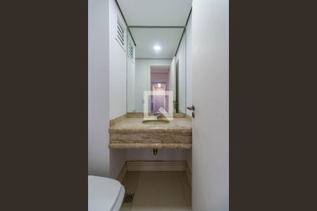 Apartamento à venda com 213m², 3 quartos e 4 vagasLavabo