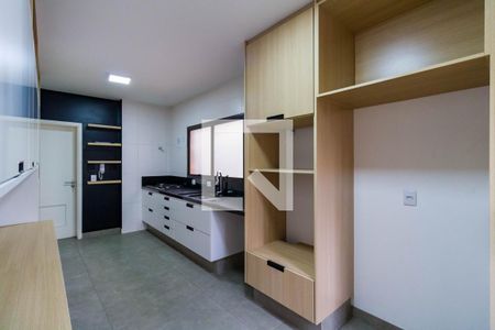 Apartamento à venda com 213m², 3 quartos e 4 vagasCozinha e Área de Serviço