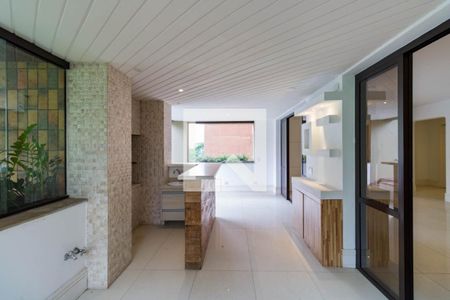 Apartamento à venda com 213m², 3 quartos e 4 vagasVaranda Sala