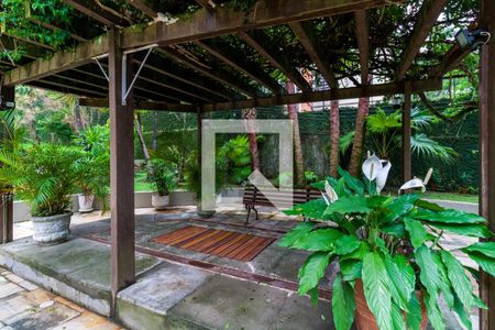 Apartamento à venda com 213m², 3 quartos e 4 vagasÁrea comum