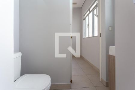 Casa para alugar com 200m², 4 quartos e 1 vagaLavabo