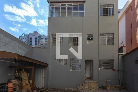 Casa para alugar com 200m², 4 quartos e 1 vagaQuintal