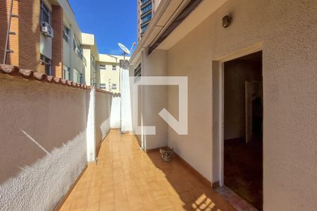 Casa para alugar com 200m², 4 quartos e 1 vagaVaranda