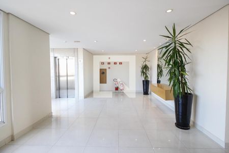 Apartamento à venda com 64m², 2 quartos e 1 vaga Apartamento à venda com 64m², 2 quartos e 1 vagaHall