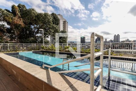 Apartamento à venda com 64m², 2 quartos e 1 vaga Apartamento à venda com 64m², 2 quartos e 1 vagaPiscina