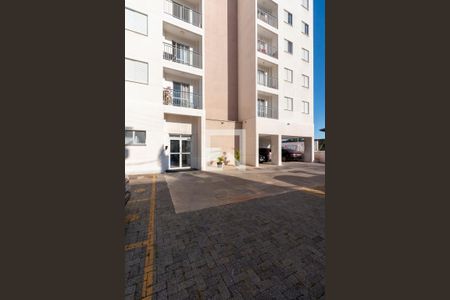 Apartamento para alugar com 49m², 2 quartos e 1 vaga Apartamento para alugar com 49m², 2 quartos e 1 vagaFachada Bloco