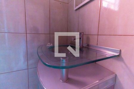 Casa para alugar com 102m², 2 quartos e 1 vagaBanheiro