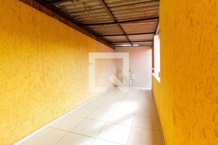 Casa para alugar com 102m², 2 quartos e 1 vagaÁrea de Serviço