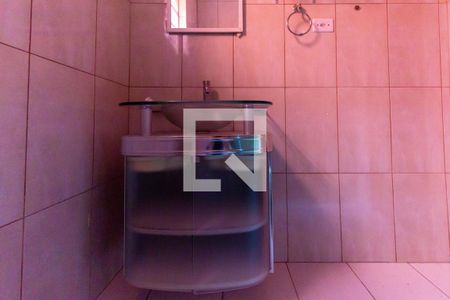 Casa para alugar com 102m², 2 quartos e 1 vagaBanheiro