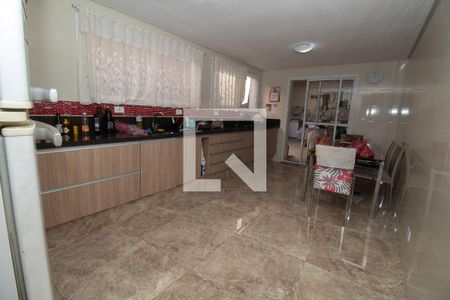 Casa à venda com 130m², 3 quartos e 2 vagasCozinha