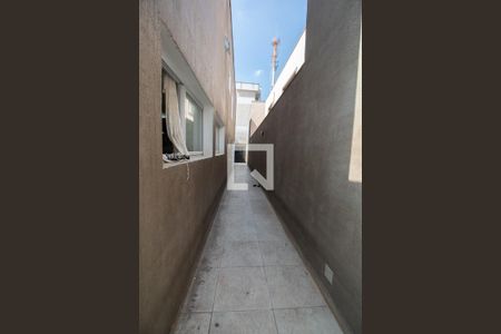 Casa à venda com 130m², 3 quartos e 2 vagasCorredor Externo