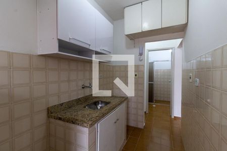 Cozinha de kitnet/studio para alugar com 1 quarto, 52m² em Canto do Forte, Praia Grande