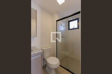 Banheiro de kitnet/studio para alugar com 1 quarto, 32m² em Butantã, São Paulo