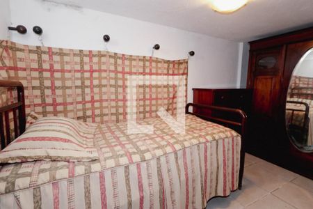 Casa à venda com 335m², 7 quartos e 2 vagasQuarto 3