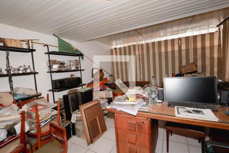 Casa à venda com 335m², 7 quartos e 2 vagasEscritório