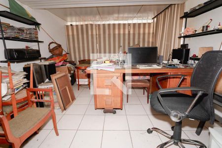 Casa à venda com 335m², 7 quartos e 2 vagasEscritório