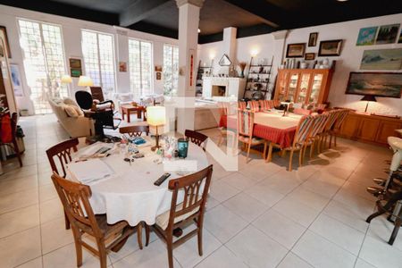 Casa à venda com 335m², 7 quartos e 2 vagasSala de Jantar