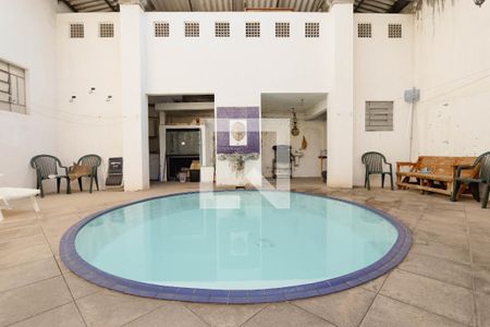 Casa à venda com 335m², 7 quartos e 2 vagasPiscina