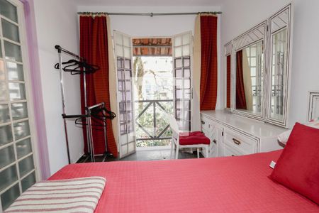 Casa à venda com 335m², 7 quartos e 2 vagasQuarto 1