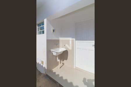 Casa para alugar com 45m², 1 quarto e 1 vagaÁrea de serviço