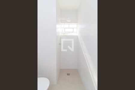 Banheiro de casa para alugar com 1 quarto, 45m² em Vila Bela, São Paulo