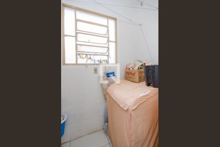 Apartamento à venda com 68m², 3 quartos e 1 vagaÁrea de Serviço