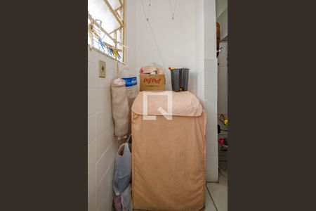 Apartamento à venda com 68m², 3 quartos e 1 vagaÁrea de Serviço