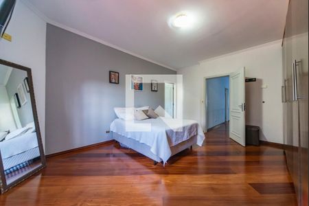 Casa à venda com 380m², 3 quartos e 8 vagas Casa à venda com 380m², 3 quartos e 8 vagasQuarto 3