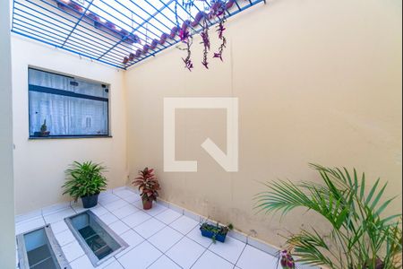 Casa à venda com 380m², 3 quartos e 8 vagas Casa à venda com 380m², 3 quartos e 8 vagasVaranda da Cozinha