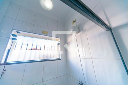 Casa à venda com 380m², 3 quartos e 8 vagas Casa à venda com 380m², 3 quartos e 8 vagasChuveiro