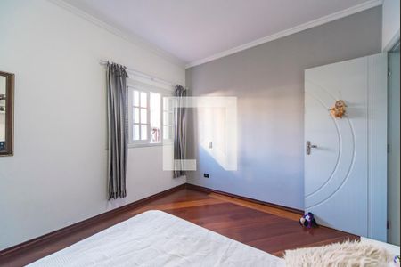 Casa à venda com 380m², 3 quartos e 8 vagas Casa à venda com 380m², 3 quartos e 8 vagasQuarto 2