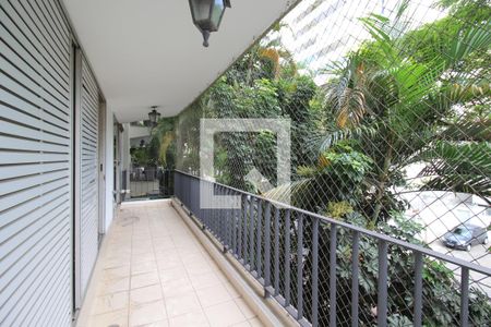 Varanda  de apartamento à venda com 3 quartos, 170m² em Indianópolis, São Paulo