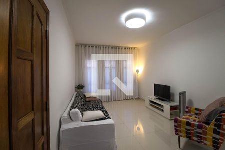 Sala de casa à venda com 3 quartos, 140m² em Vila Prudente, São Paulo