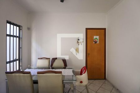 Casa à venda com 140m², 3 quartos e 2 vagasCozinha