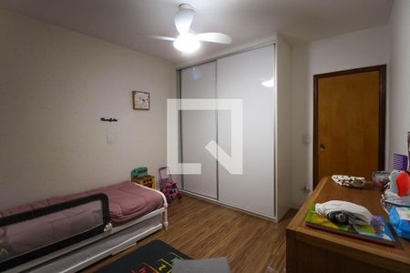 Casa à venda com 140m², 3 quartos e 2 vagasQuarto 2