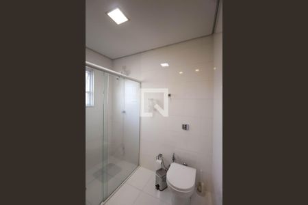 Casa à venda com 140m², 3 quartos e 2 vagasBanheiro da Suíte