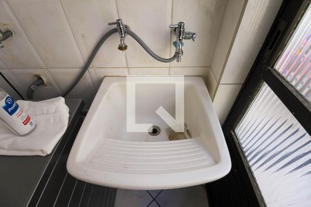 Casa à venda com 140m², 3 quartos e 2 vagasÁrea de Serviço