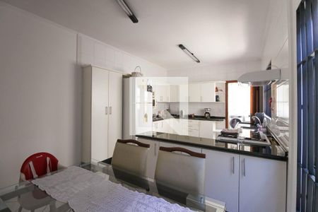 Casa à venda com 140m², 3 quartos e 2 vagasCozinha