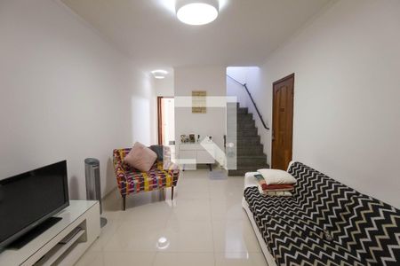 Sala de casa à venda com 3 quartos, 140m² em Vila Prudente, São Paulo