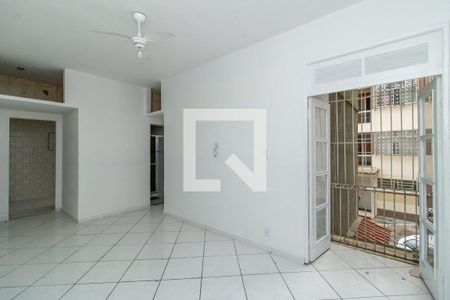Sala de apartamento à venda com 2 quartos, 80m² em Olaria, Rio de Janeiro