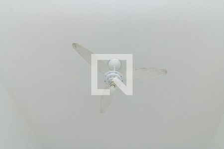 Sala de apartamento à venda com 2 quartos, 80m² em Olaria, Rio de Janeiro