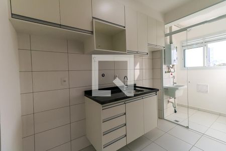 Cozinha de apartamento para alugar com 2 quartos, 45m² em Vila Andrade, São Paulo