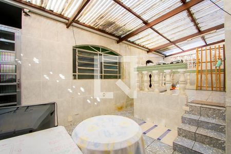 Casa à venda com 5m², 3 quartos e 5 vagas Casa à venda com 5m², 3 quartos e 5 vagasÁrea de serviço