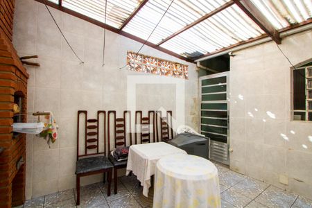 Casa à venda com 5m², 3 quartos e 5 vagas Casa à venda com 5m², 3 quartos e 5 vagasÁrea de serviço