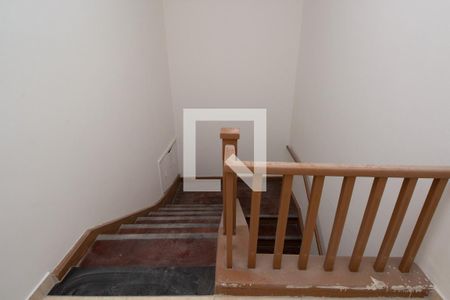 Apartamento para alugar com 60m², 1 quarto e sem vaga Apartamento para alugar com 60m², 1 quarto e sem vagaEscada