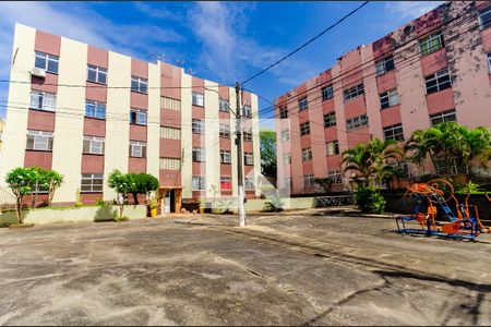 Fachada do bloco de apartamento para alugar com 3 quartos, 76m² em Engenho Velho de Brotas, Salvador